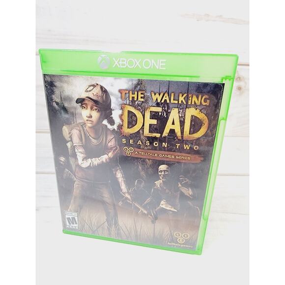 The Walking Dead: Season Two & The Elder Scrolls Summerset (Microsoft Xbox One) - Picture 7 of 13